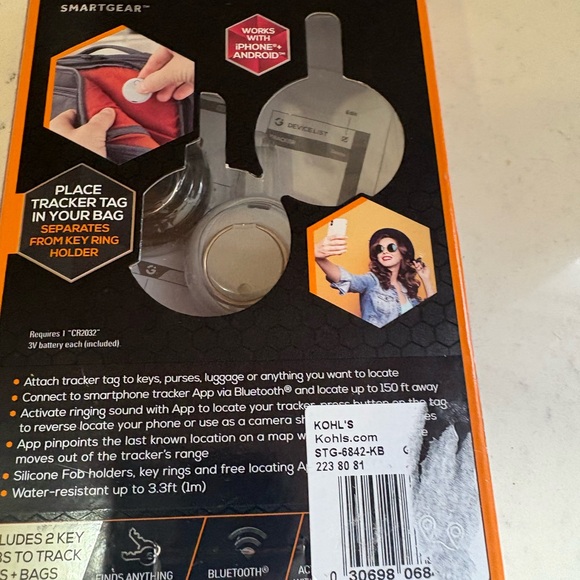 Kohl's Smart Gear Wireless Tracker Tags - Black and Silver new in box - Picture 2 of 2